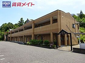 Ｍ・メゾン 202 ｜ 三重県亀山市関町木崎（賃貸アパート1K・2階・31.02㎡） その1