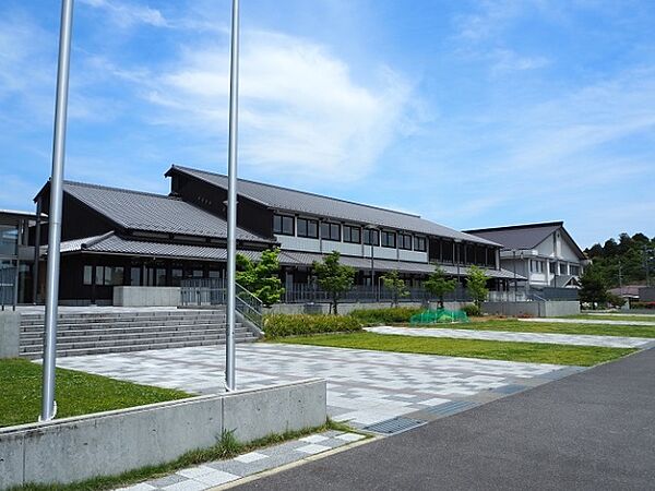 画像21:亀山市立関中学校