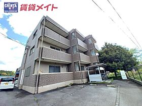 メゾンセントレア1 303 ｜ 三重県亀山市関町新所（賃貸マンション1K・3階・37.95㎡） その1