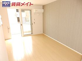 ルミエレ 101 ｜ 三重県鈴鹿市住吉３丁目（賃貸アパート1LDK・1階・51.57㎡） その3