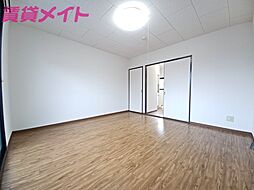 エチュディアン 1階1Kのリビング/ダイニング