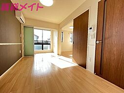 ソシア鈴鹿Ｂ 2階1LDKのリビング/ダイニング