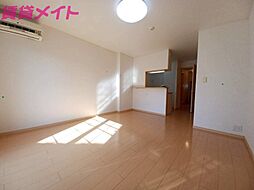 シェリー・フルールI 1階ワンルームのリビング/ダイニング