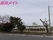 津市立芸濃小学校 1712m