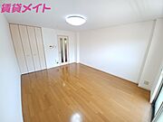 別部屋反転写真です