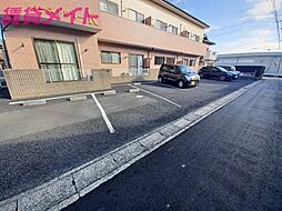 4 / 10