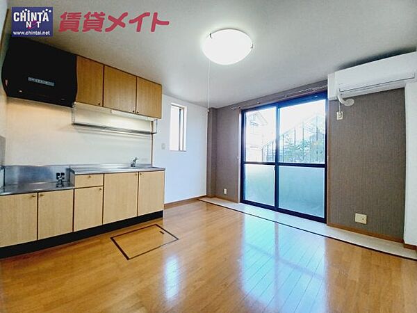 ロビンスII A｜三重県津市白塚町(賃貸テラスハウス2DK・1階・53.00㎡)の写真 その3