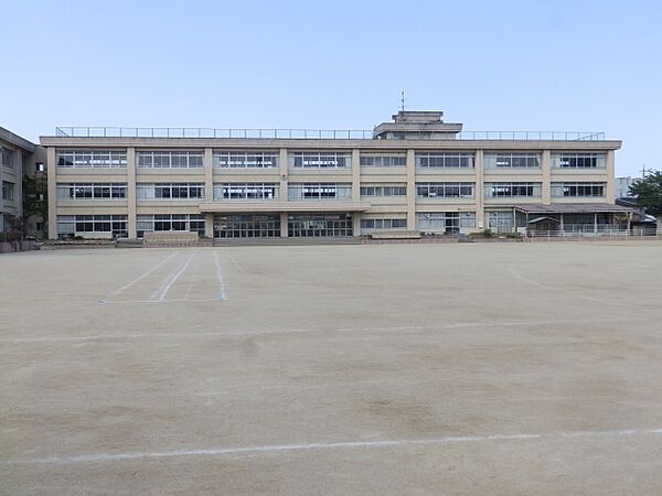 画像13:津市立養正小学校