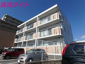 三重県津市江戸橋2丁目（賃貸マンション1LDK・1階・42.60㎡） その1