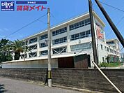 津市立西橋内中学校 1536m