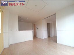 ラフレシール 2階2LDKのリビング/ダイニング