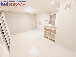 ＵＲＢＡＮ　ＦＬＡＴＳ 2階1LDKのリビング/ダイニング