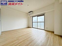 ＳＫＹ＆ＥＡＲＴＨ 3階1Kのリビング/ダイニング