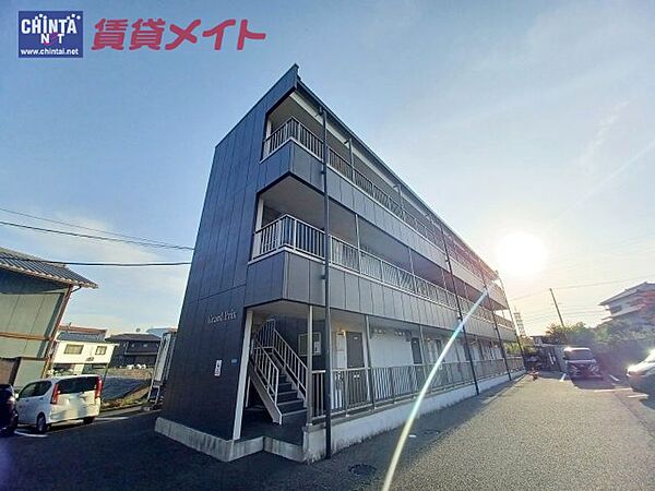 グランプリ 108｜三重県鈴鹿市鈴鹿ハイツ(賃貸マンション1K・1階・23.00㎡)の写真 その1