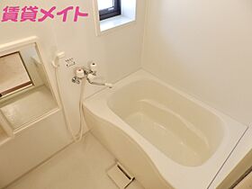 アールＭ.Ｋ　Ａ  ｜ 三重県鈴鹿市中江島町（賃貸アパート1R・1階・31.77㎡） その4