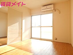 エバーランド伊藤 2階2Kのリビング/ダイニング