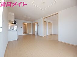 グレース・ヴィラI 2階2LDKのリビング/ダイニング