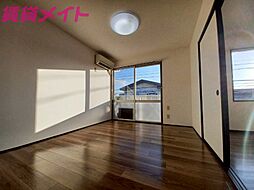 鈴鹿グリーンビレッジA棟 2階2DKのリビング/ダイニング