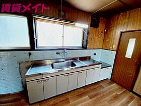 岸岡町W様貸家  ｜ 三重県鈴鹿市岸岡町（賃貸一戸建5DK・1階・82.39㎡） その4