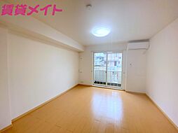 マレ　ステルラ 1階ワンルームのリビング/ダイニング