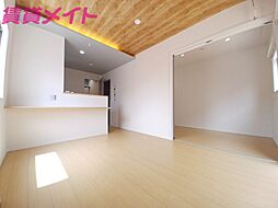 RAMBLE　A棟 1階1LDKのリビング/ダイニング