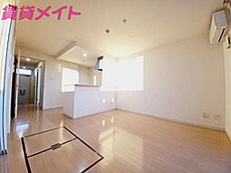 ルネスグラードII 2階3LDKのリビング/ダイニング