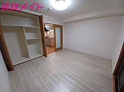 道伯ゴールドヒルズグッドスリー 5階1Kのリビング/ダイニング