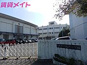 鈴鹿市立飯野小学校 1561m