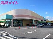 スーパーサンシ河芸店 1216m