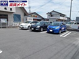 4 / 5