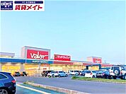 バロー鈴鹿店 736m