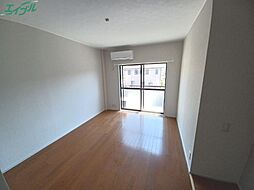 レジデンス岡本 1階1Kのリビング/ダイニング