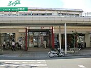 ぎゅーとらコア店 503m