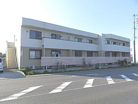 クラウドIII　Ｂ棟 201 ｜ 三重県松阪市肥留町（賃貸アパート2LDK・2階・57.64㎡） その1