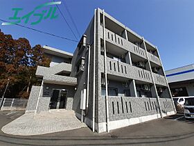 ラフィネ戸木 202 ｜ 三重県津市戸木町（賃貸マンション1K・2階・30.45㎡） その1