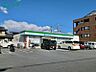 周辺：ファミリーマート嬉野中川新町店 358m