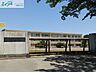 周辺：津市立高茶屋小学校 1300m