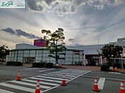 イオン久居店 543m