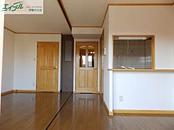 中川ファーストマンションVI 3階1LDKのリビング/ダイニング