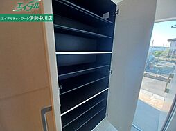 同型モデルの室内写真です