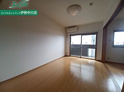 アンジュー 1階1LDKのリビング/ダイニング