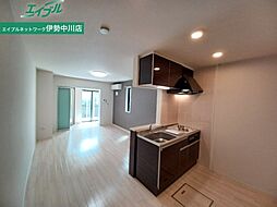 ユニヴェール 1階ワンルームのリビング/ダイニング