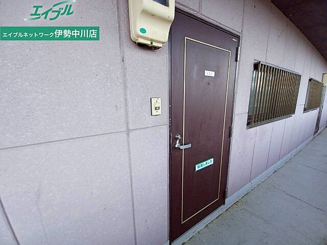 玄関