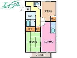 エレハイム中川 1階