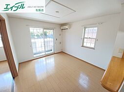 ヴィア・ラッティア　I 1階1LDKのリビング/ダイニング