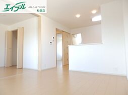 ファミールＴ・Ｋ　I 2階2LDKのリビング/ダイニング