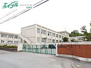 松阪市立山室山小学校 720m