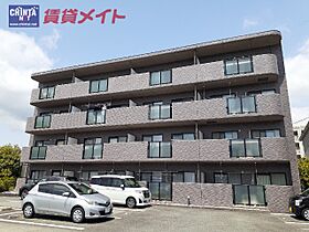 三重県松阪市嬉野中川新町１丁目（賃貸マンション2LDK・1階・58.60㎡） その1