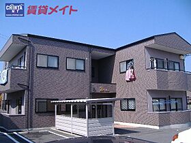 三重県松阪市嬉野中川新町３丁目（賃貸アパート2LDK・1階・53.40㎡） その1