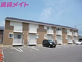 三重県津市久居北口町（賃貸アパート1R・2階・33.39㎡） その1